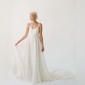 Truvelle Annie Wedding Dress